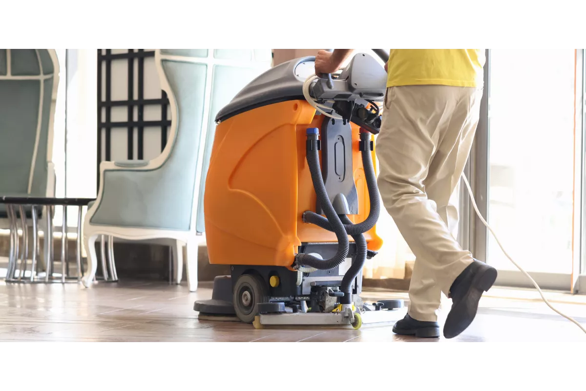 Machines de nettoyage : location ou achat, que choisir ?